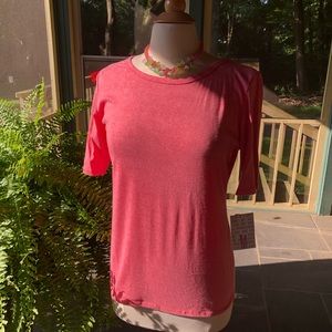 NWT LuLaRoe Heather Salmon Pink GiGi Shirt M 🌸👌